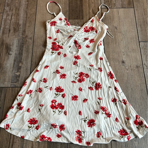 Women’s Garage white and red floral mini dress size small - Picture 1 of 3